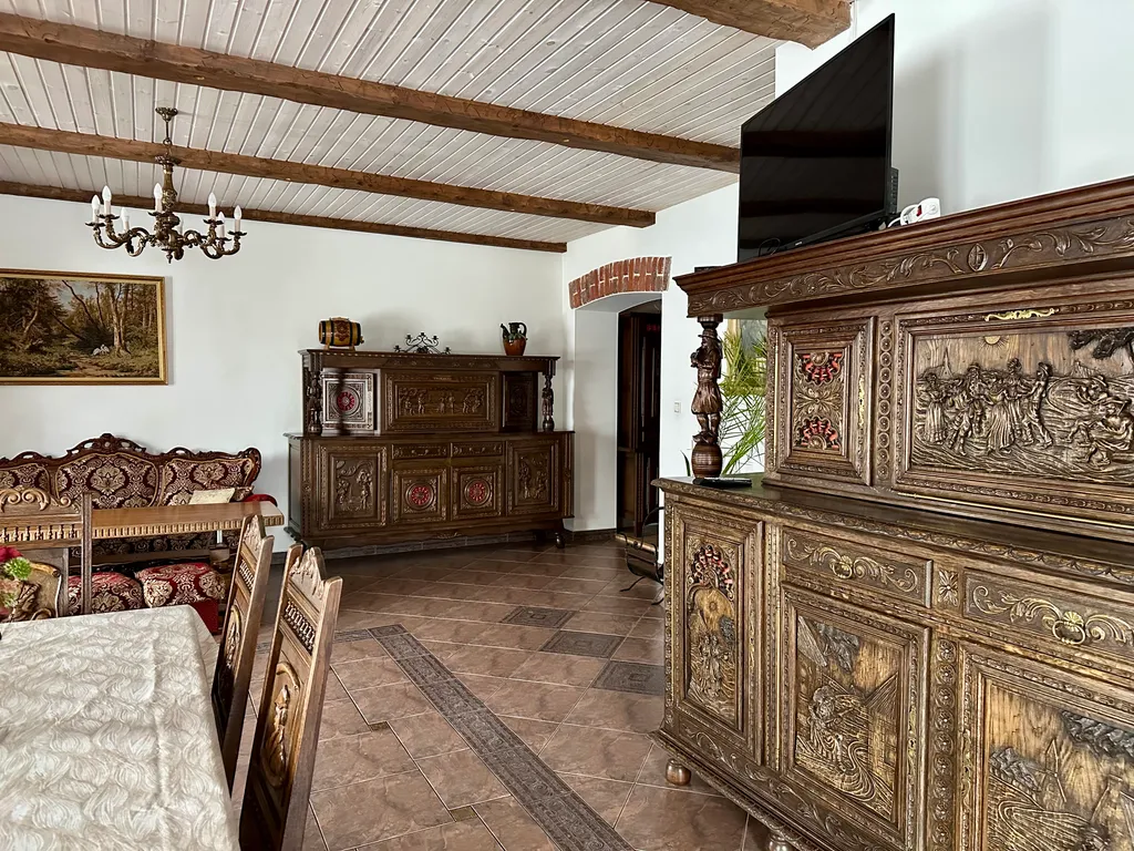 Дом-усадьба с видом на море с баней и беседкой