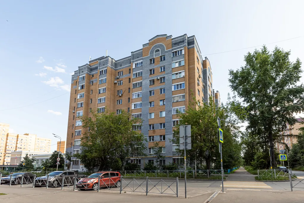 Квартира Квартира Евродвушка с диваном на кухне метро Авиастроительная — Казань
