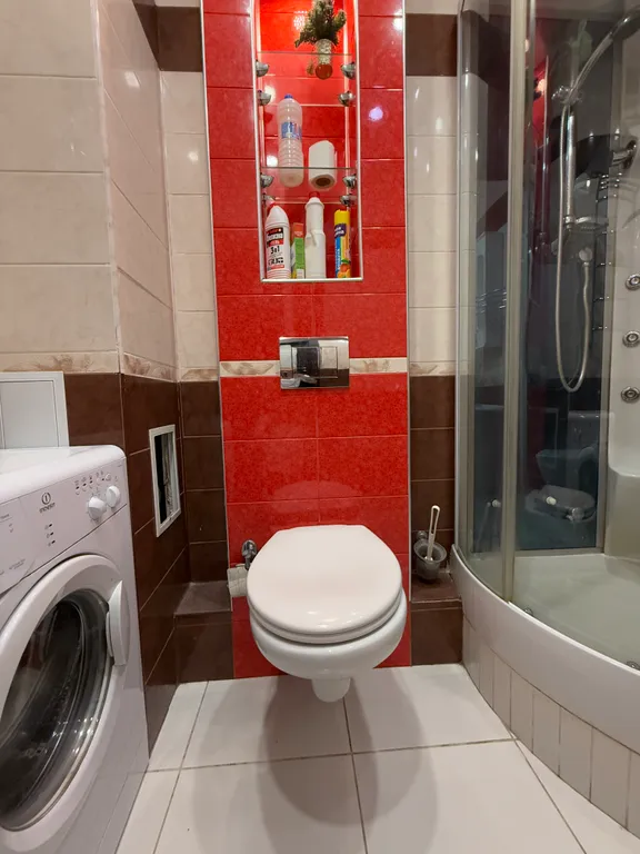 Тут хорошо на Сурикова