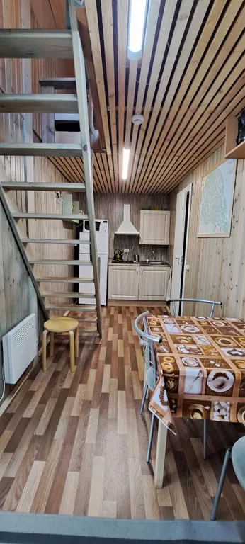 Коттедж Дом с мансардой в проливе Бьеркезунд — Приморск