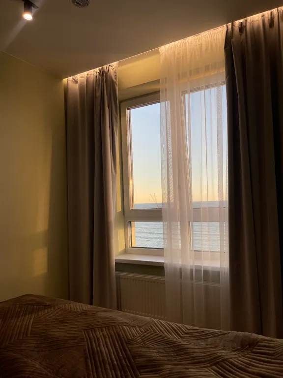 2-х комнатный апартамент с прямым видом на море