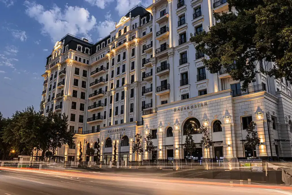 Современная квартира в деловом центре в ЖК Казахстан