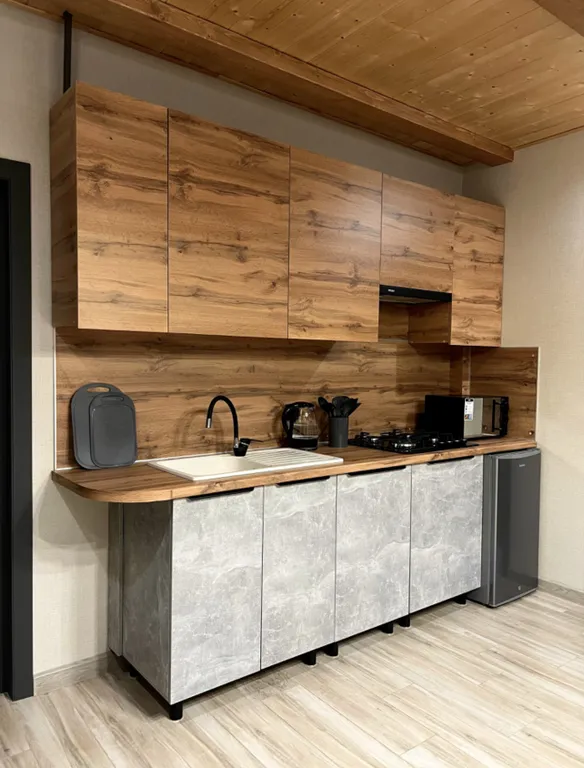 Просторный номер с большой террасой в сосновом бору Приэльбрусья