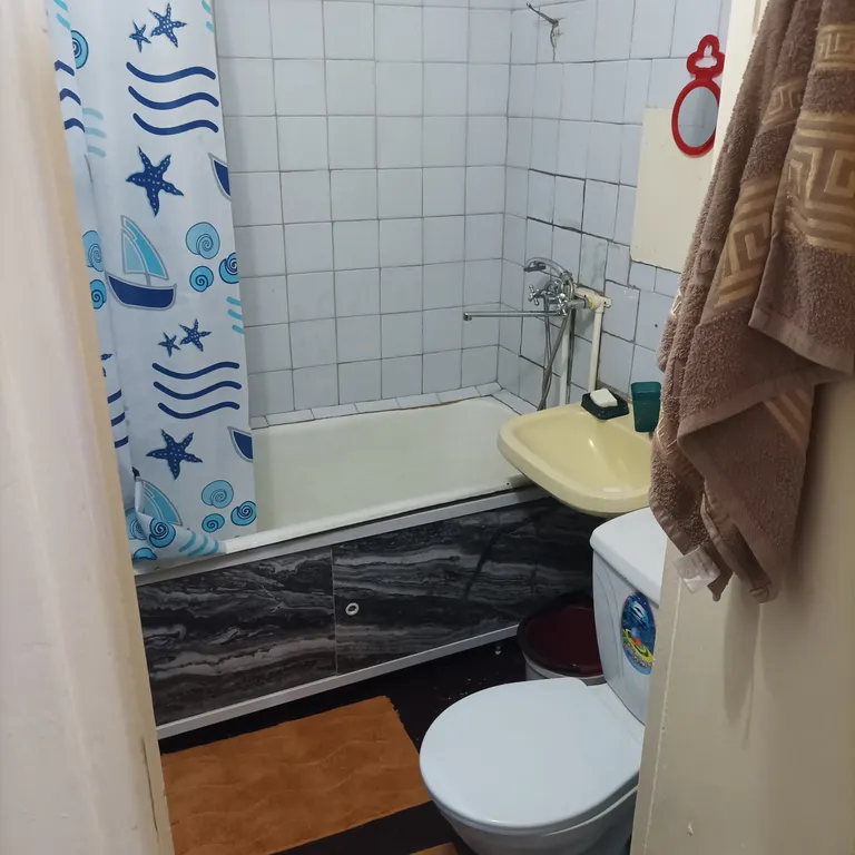 ЖД вокзала, Синегорье, уютная квартира у вокзала