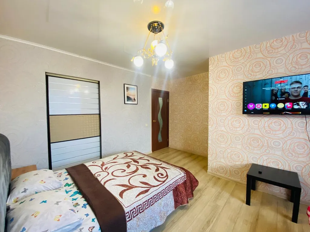 2-комнатная квартира у кинотеатра и трк плазма