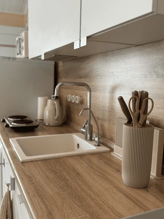 Домик для отдыха с видом на большую воду