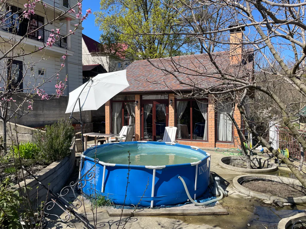 Летний гостевой домик у моря для семьи или компании