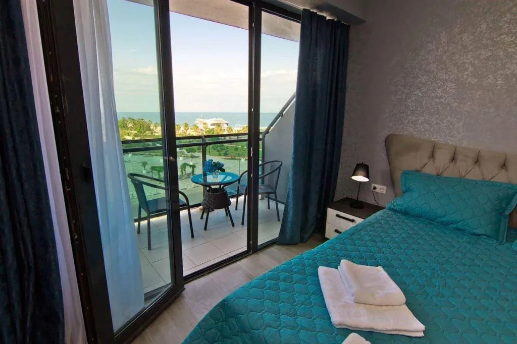 Апартаменты с видом на море и парк