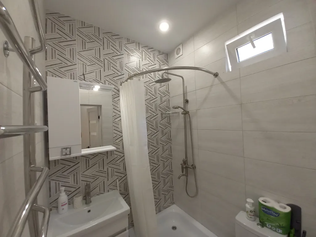 Квартира Апартаменты Terrazza рядом с вокзалом с террасой и свежим ремонтом — Сочи