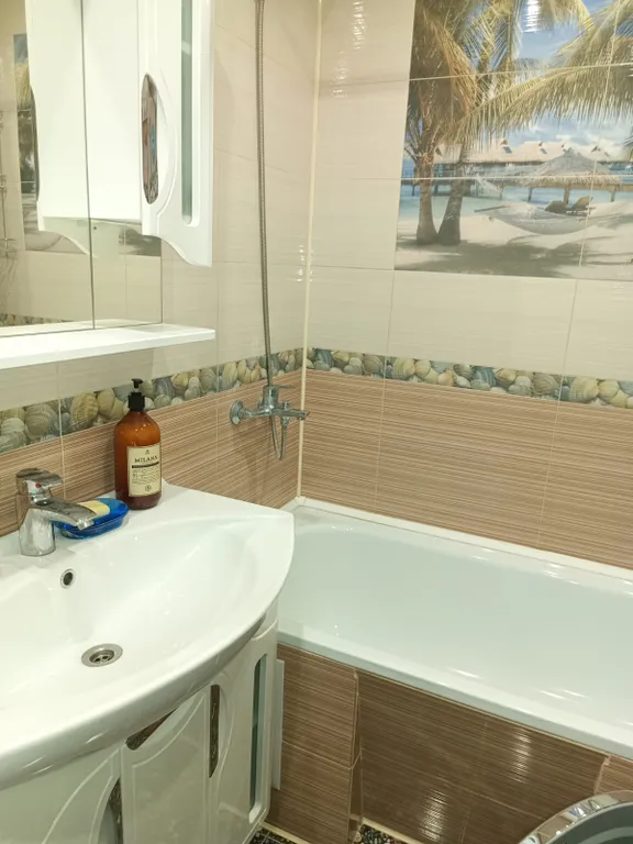 1-комнатная квартира с хорошим ремонтом, чистая