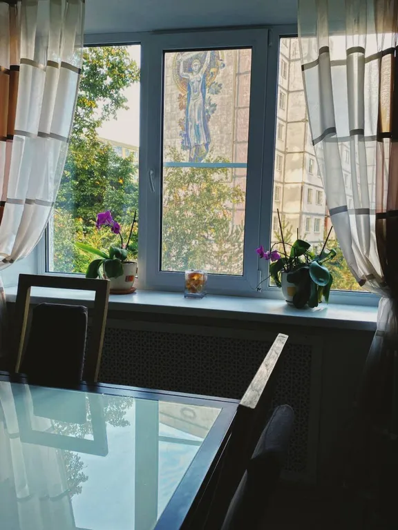 Дизайнерская 3-комнатная квартира у Самолета