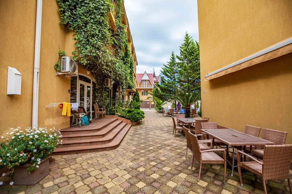 Квартира Квартира Просторная студия у моря с теплым бассейном — Сириус