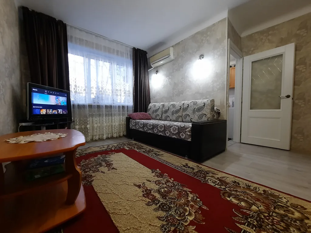 Классная современная квартира в советском ретро стиле