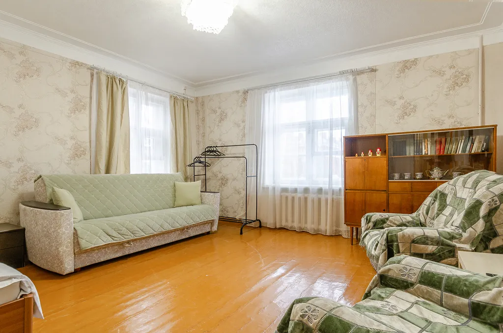 Вместительная 3ёх комнатная в центре "Рэтрёшка»