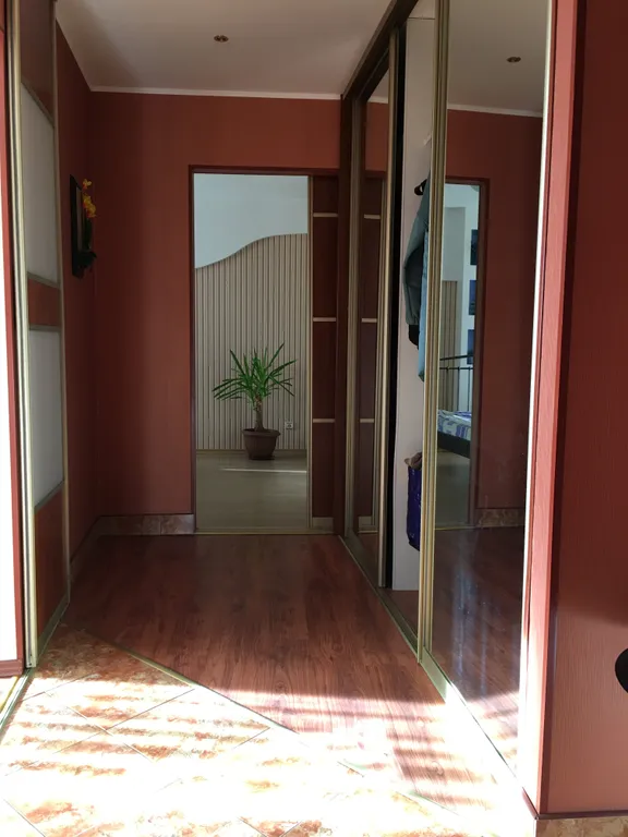 Уютная двушка в центре города с видом на ледовый дворец