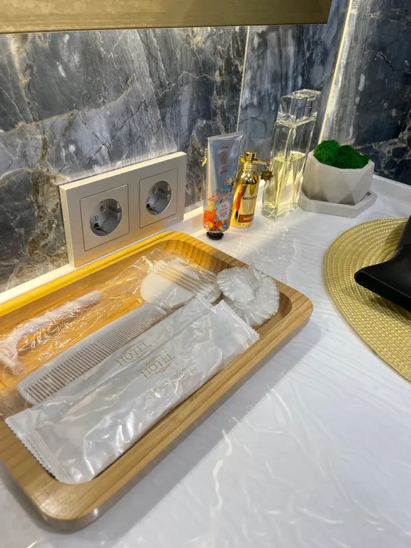 Три квартиры на одном этаже у Горного Воздуха (N 1)