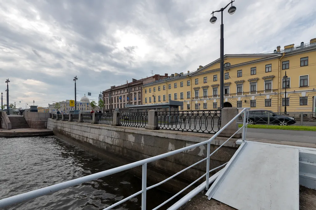 Квартира 3-комнатная Квартира — Санкт-Петербург