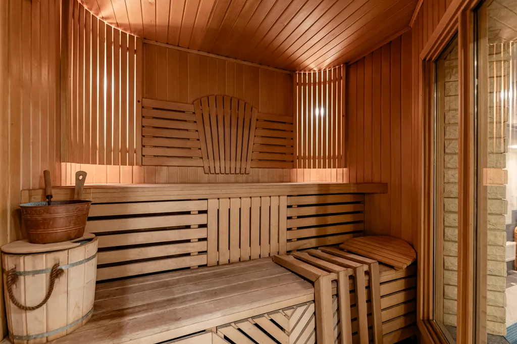 Шикарный дом с бассейном, сауной в Красногорске