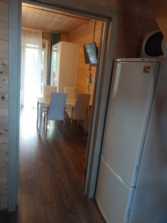 Коттедж Уютный домик со своим отдельным двориком — Кучугуры