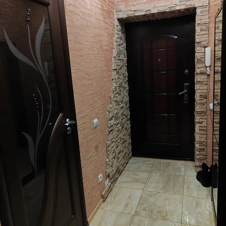 Квартира у Волгамола