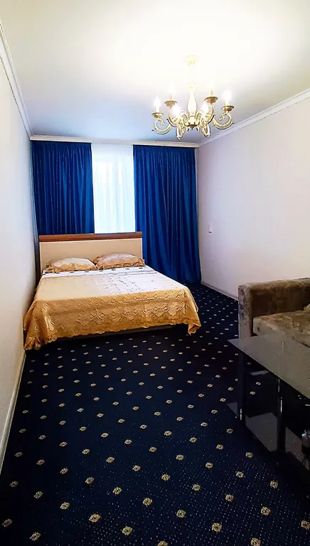 Квартира в центре с видом на набережную и горы