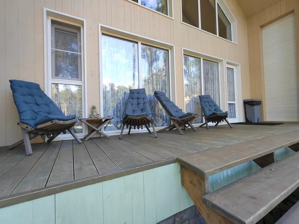 Семейный дом с баней в березовой роще