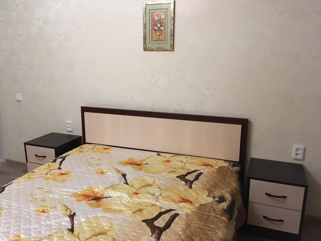 Квартира Квартира возле университета — Магнитогорск