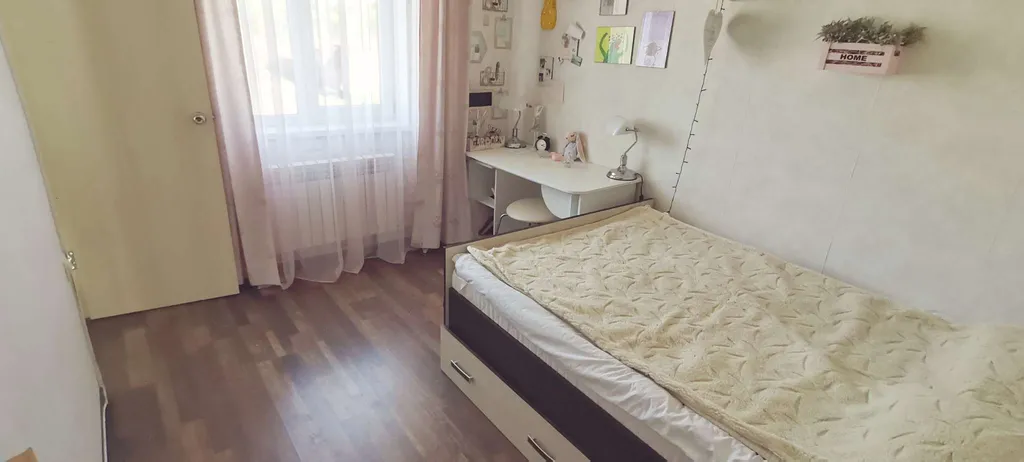 Дом с бассейном и баней