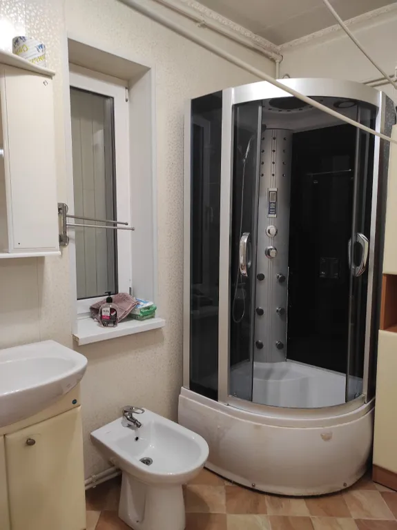 Дом с огороженной территорией