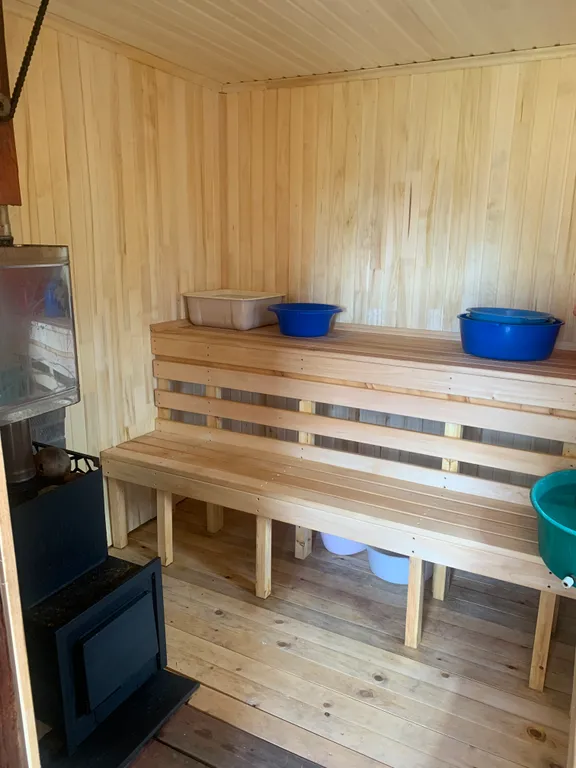 Живописный дом на природе недалеко от города