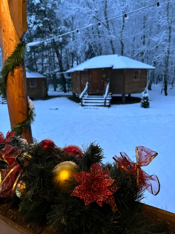 Уютное бунгало в парк-усадьбе Вишня