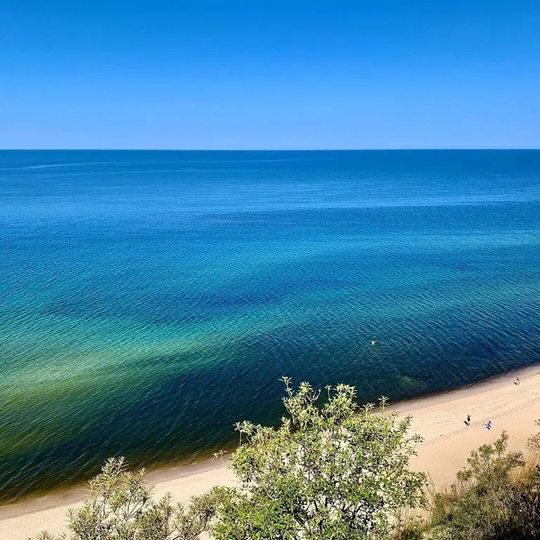 Шале у моря