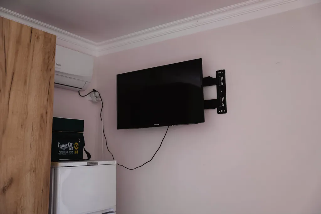 Двухместный номер с 2 отдельными кроватями эконом и общим санузлом