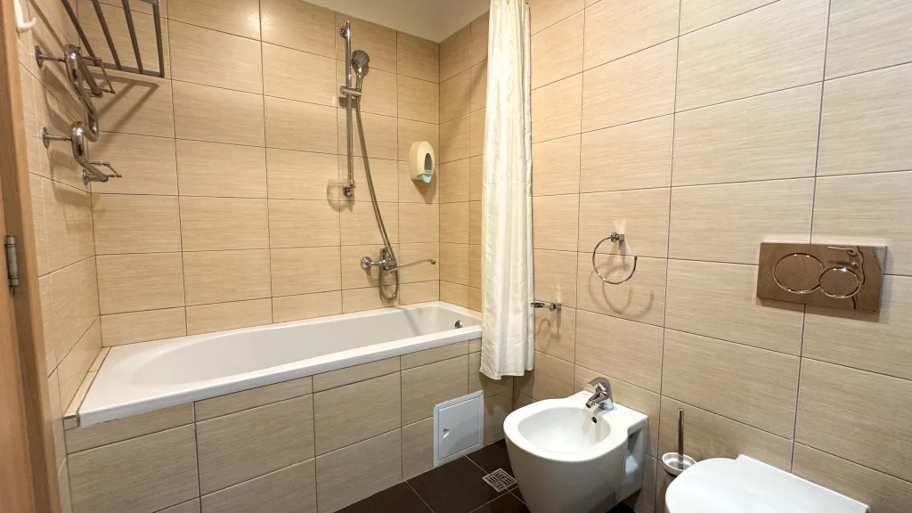 Апартамент 3-х спальный с балконами и панорамой моря