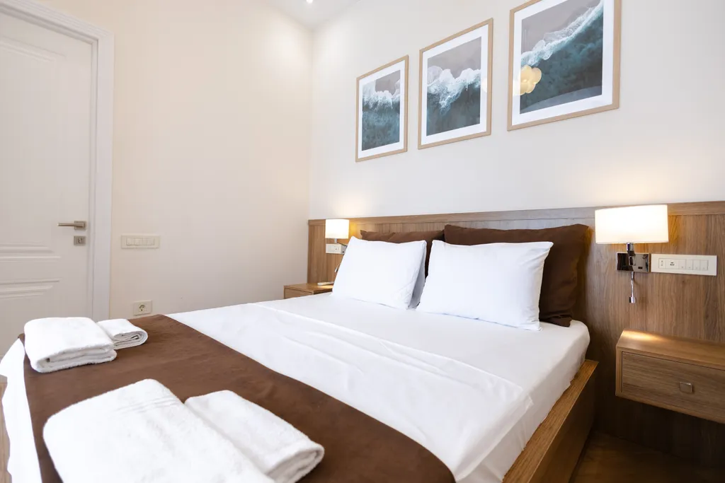 Современная квартира с двумя спальнями и новым ремонтом в центре