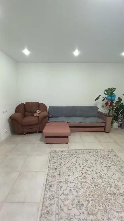 новый благоустроенный дом в тихом месте