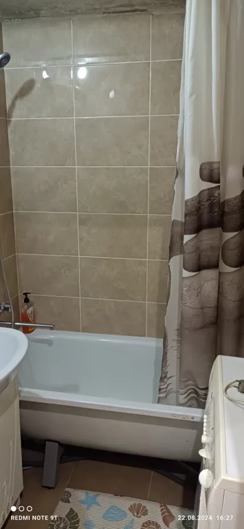 Однокомнатная квартира в центре города,напротив Дворца Спорта Аркада