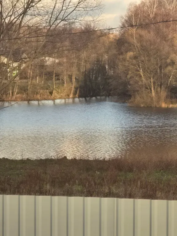 Коттедж Дом у реки в 1 минуте от пляжа — Шишкино