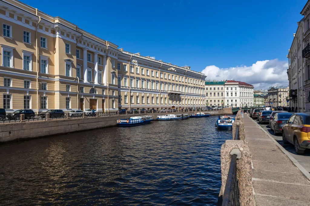 Квартира Апартаменты 3 спальни Тургенев Люкс — Санкт-Петербург