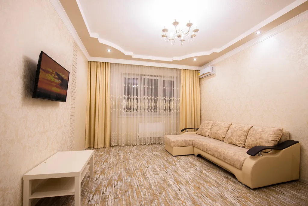 Апартамент премиум-сегмента с панорамной террасой, центр Краснодара