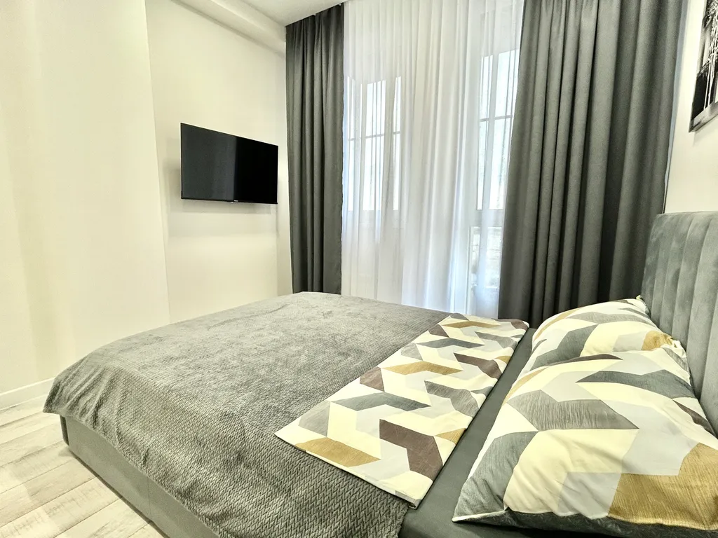 Шикарная квартира в новом доме с видом на город