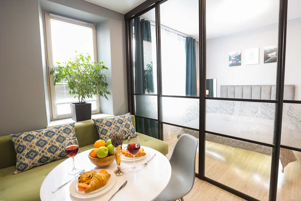 Великолепная студия рядом с Арена Плэй и метро Новомосковская