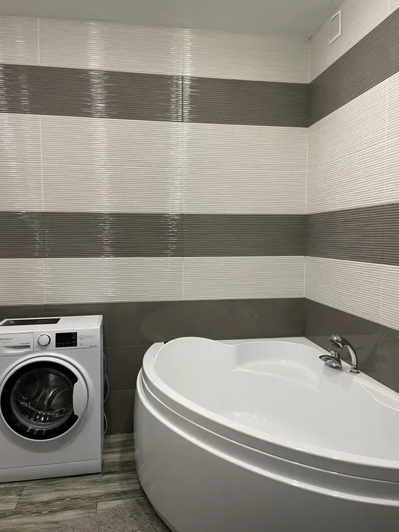 Двухкомнатная квартира в центре в элитном доме рядом с парком