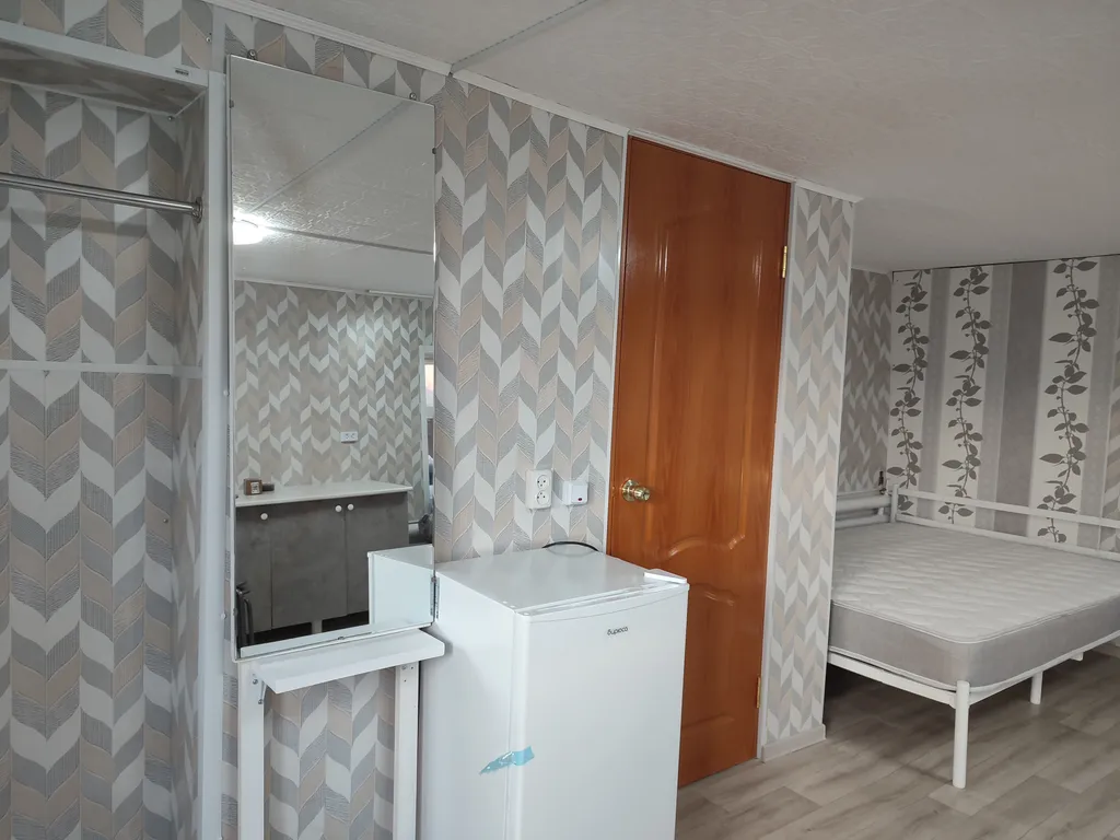 Студия с кухней и кондиционером,свой дворик с беседкой