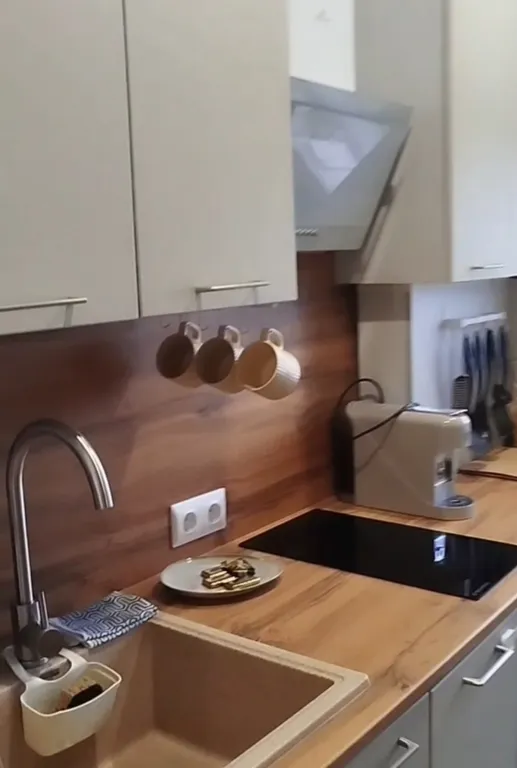 Квартира Квартира Стильная студия в 10 минутах от моря ЧайкаRoom — Пионерский