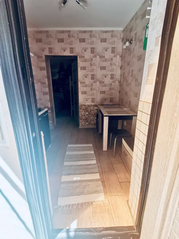 Квартира с отдельным входом и своим двориком