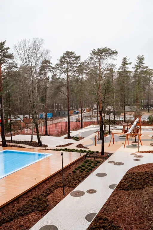 Апартаменты с видом на бассейн