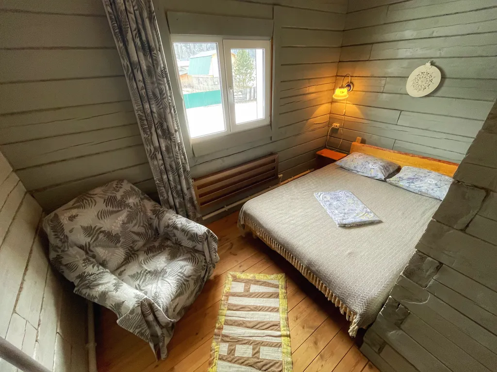 Стандарт 2-х местный с двуспальной кроватью и видом на горы