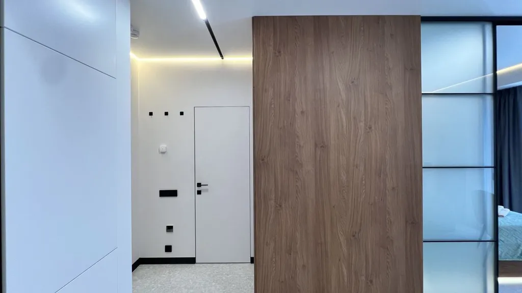 Квартира с бaлконoм и видом на моpе