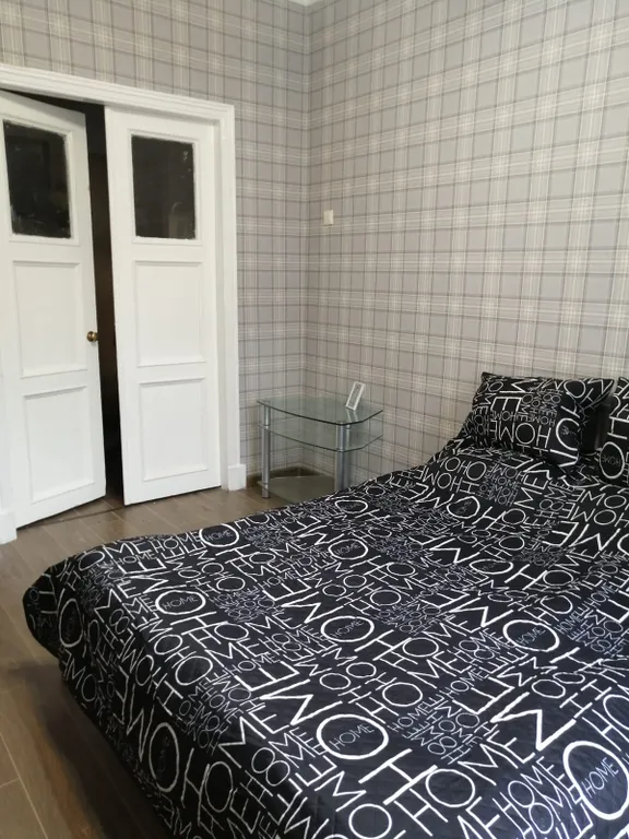 Квартира Квартира Просторная двухкомнатная сталинка в районе Волжской набережной — Ярославль